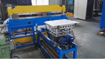 Machine de découpe - KCM Machinery Manufacturing