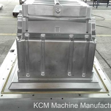 Thermoformeuse de panneaux - KCM Machinery Manufacturing - pour la production de réfrigérateurs / pour doublures intérieures / automatique