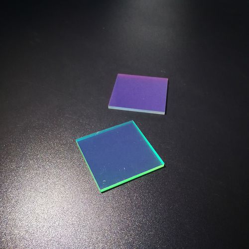 Filtre optique coupe-bande - Changchun Yutai Optics Co., Ltd. - diélectrique / pour laser