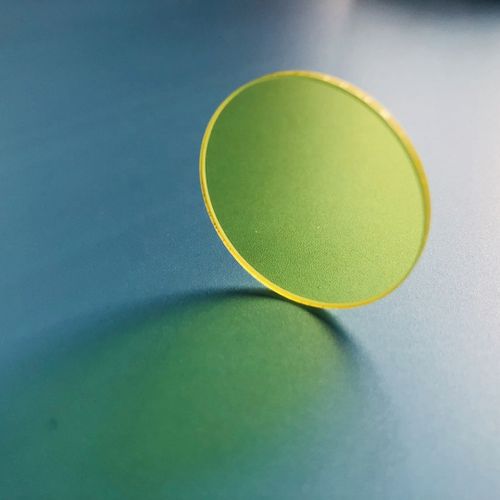 Filtre optique jaune - Changchun Yutai Optics Co., Ltd. - en verre