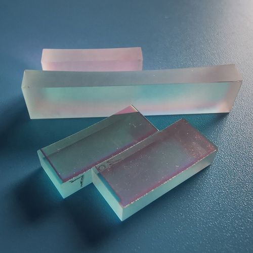Lentille plan-concave - YT-CY014 - Changchun Yutai Optics Co., Ltd. - cylindrique / en verre BK7 / en saphir