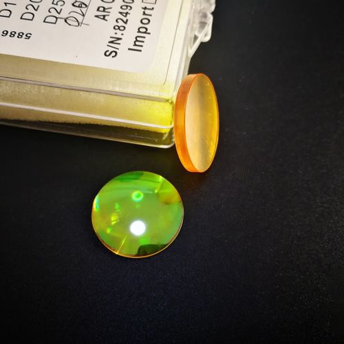 Lentille en séléniure de zinc - Changchun Yutai Optics Co., Ltd. - pour laser / à mise au point