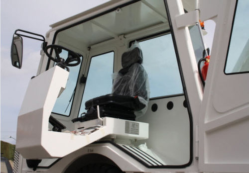 Camion malaxeur pour le béton - Huron 40 - M. LORENZANA S.L. - diesel