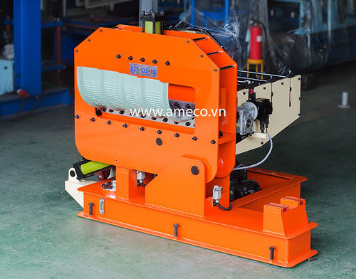 Presse hydraulique - AMECO INDUSTRIAL JOINT STOCK COMPANY - de formage / sertissage / pour acier