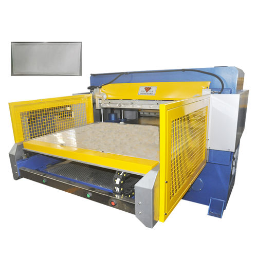 Machine de découpe contrôlée par PLC - HG-B30T - HONGGANG - scelleuse / à table double / automatique