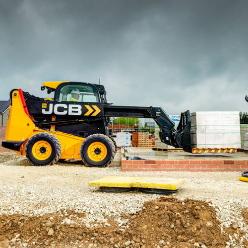 Chargeuse compacte diesel - 155  - JCB