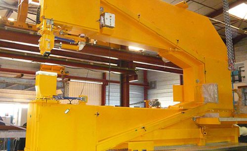Machine à scier à format - SERMAS INDUSTRIE SAS - pour aluminium / totalement automatique