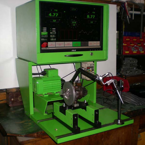 Machine à équilibrer horizontale - HBM 15 - RoTech - pour rotor / universelle / à entraînement par courroie