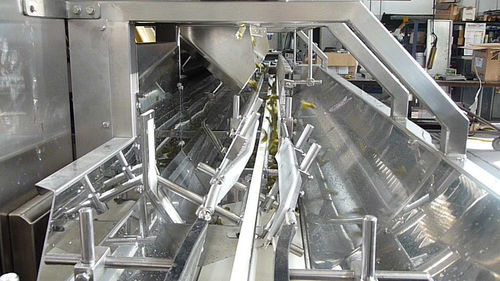 Machine de remplissage à haute vitesse - FL-04_G 2000 - F.B.L. Food Machinery S.r.l. - de boîtes de conserve / pour récipients en verre / pour produits alimentaires