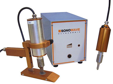 Machine de découpe à ultrasons - Impulsa - pour textiles / de panneaux / sur table