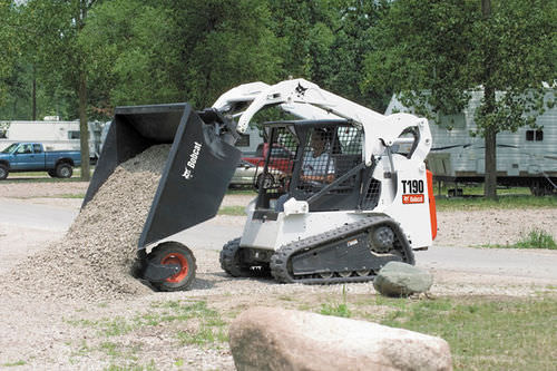 Benne auto-basculante - BOBCAT