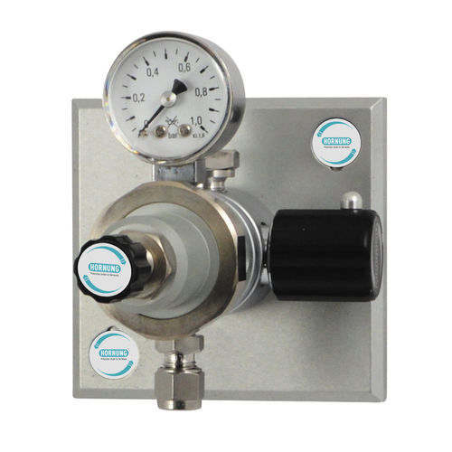Régulateur de pression pour gaz - HP 404 - Hornung GmbH - à diaphragme / à deux étages / analogique