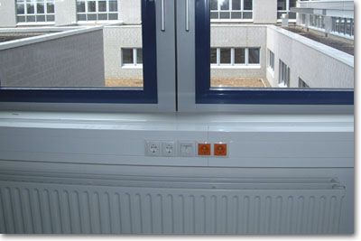 Goulotte de câblage - NIEDAX - en aluminium / moulure et plinthe