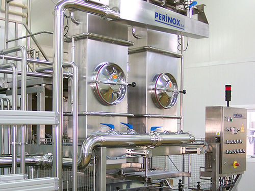 Machine de moulage pour l'industrie alimentaire - Perinox S.A.