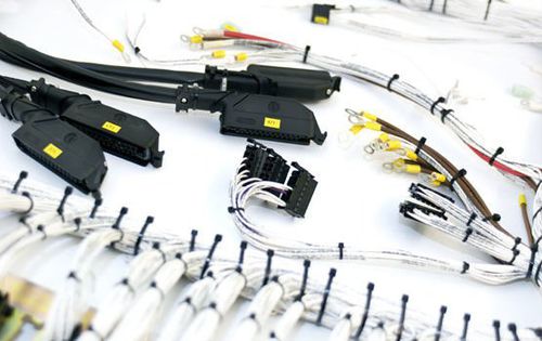 Câble électrique de données - LEONI - coaxial / Socket / haute température