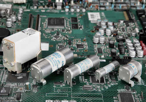 Fusible électronique - SIBA - NH / action rapide / reconditionnable