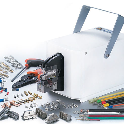 Machine de sertissage de manchon pour extrémité de câble - CMT139 - GM AUTOMAZIONI - automatique / à pédale