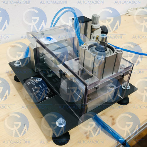 Machine d'insertion de manchons - PX3 - GM AUTOMAZIONI - pneumatique