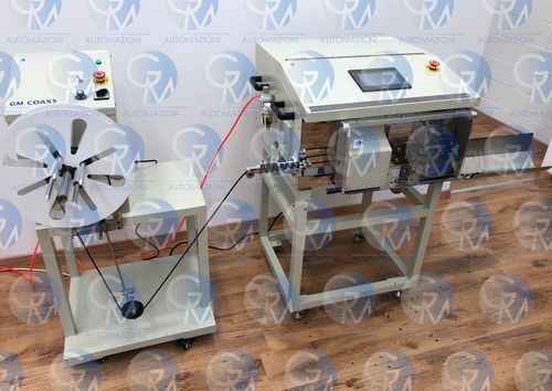 Machine à couper et dénuder pour câbles coaxiaux - COAX5 - GM AUTOMAZIONI - à lame / électrique / automatique