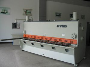 Cisaille hydraulique - HGN(K)  - Hubei Tri-Ring Metal-Forming Equipment Co., Ltd. - pour métal / guillotine