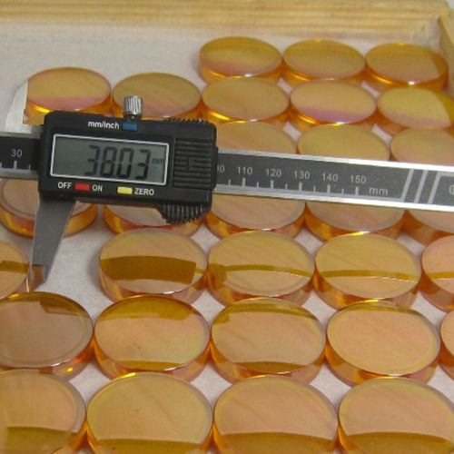 Lentille en séléniure de zinc - Sichuan Yasi Optics Co. Ltd - pour laser CO2 / de forte puissance / à mise au point