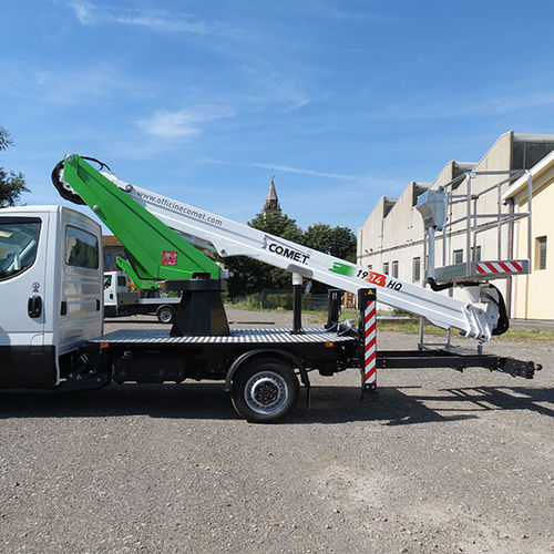 Nacelle télescopique montée sur camion - 19 | 2 | 14 HQ - CO.ME.T. Officine - pour chantier / pour usage extérieur / pour applications multiples