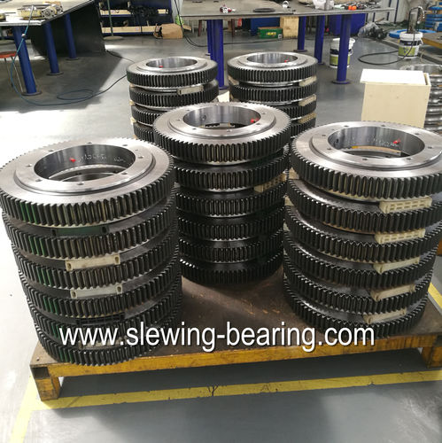 Couronne d'orientation à denture extérieure - 01 - XUZHOU FENGHE SLEWING BEARING CO.,LTD - à denture intérieure / sans denture / à billes