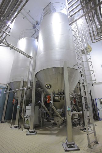 Silo en inox - TECHNOSILOS - à fond conique / pour poudre / pour produits en vrac