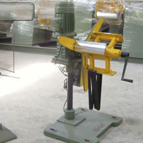 Dévidoir motorisé - CR-200 - Shenzhen Hong-Er Machine Equipment Co.,Ltd - pour alimentation de presse