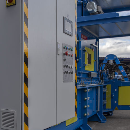 Variateur AC triphasé - Variable Frequency controlled drive - ANIS TREND d.o.o. - pour convoyeur / pour machines