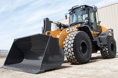 Chargeuse à roues - 821G - Case - articulée / pour chantier