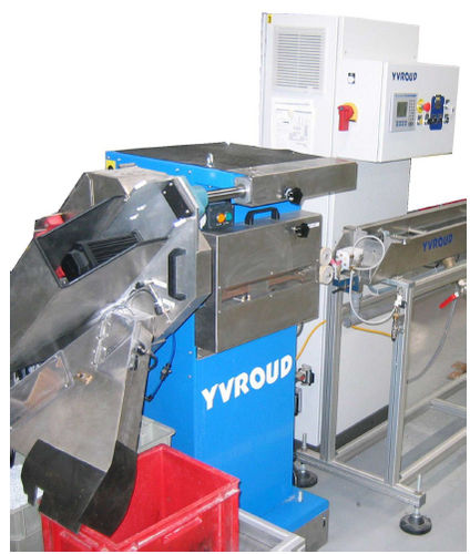 Tireuse et unité de découpe pour ligne d'extrusion de profilés - ARAT03-10-2T - YVROUD