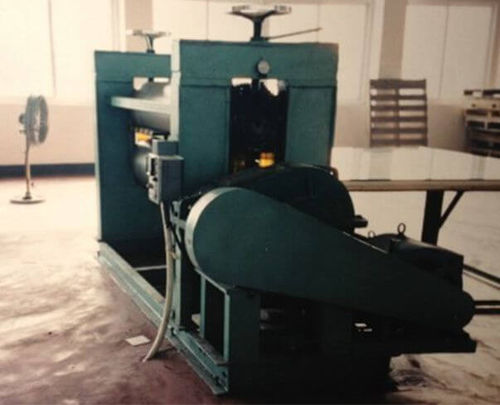 Calandre - E800CC - Ningbo Sunwell Sealing Materials Co., Ltd