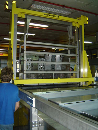 Machine de nettoyage à ultrasons - PLURITANK - NOVATEC srl - Surface Finishing Technology - par immersion / automatique / médicale