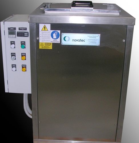 Sécheur sous vide - FVU - NOVATEC srl - Surface Finishing Technology - centrifuge / batch / de laboratoire