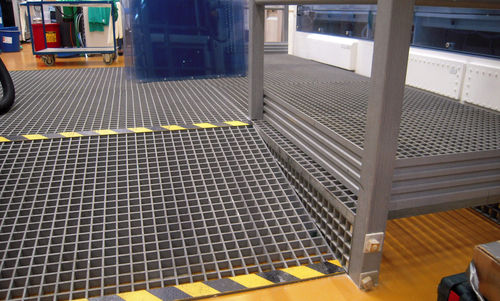 Caillebotis en PRV - Rietbergwerke GmbH & Co.KG - antidérapant / résistant au feu / pour piscine