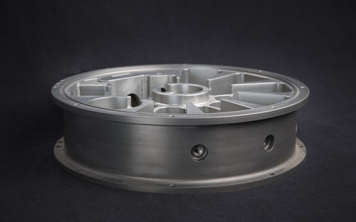 Anodisation chromique - Industrial Metal Finishing - de l'aluminium / pour l'aéronautique / avec coloration