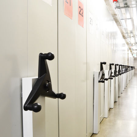 Rayonnage de bureau - Apex Whittan - à étagères / mobile / pour charges lourdes