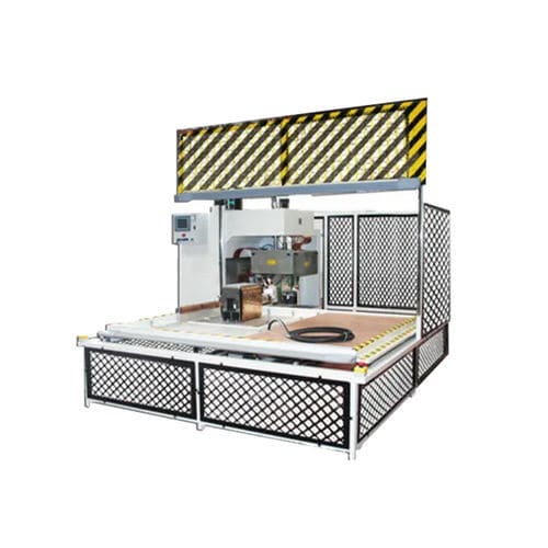 Machine de soudage à haute fréquence - BR Car Carpet - BALACCHI S.R.L. - contrôlée par PLC / pour pièces automobile / 400V triphasé