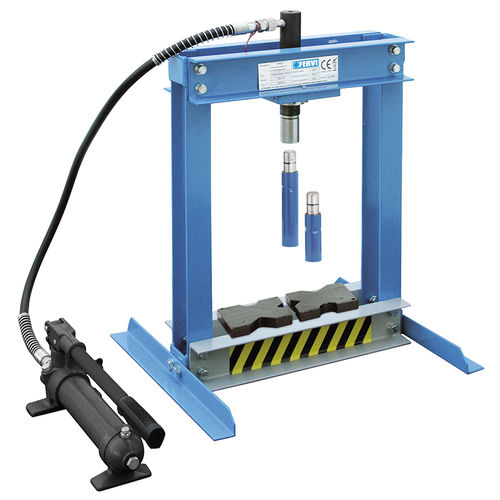 Presse hydraulique - P001/04 - FERVI - de formage / pour applications industrielles / à piston
