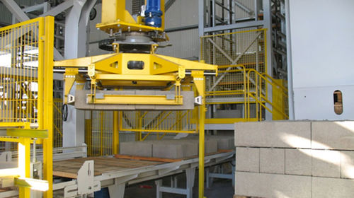 Machine de fabrication de blocs en béton - Universal - POYATOS - automatique