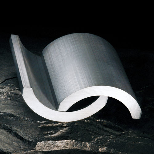 Aimant en ferrite de baryum - C1 - United magnetics co., ltd - en ferrite de strontium / céramique / de maintien
