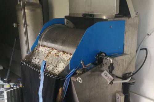 Crible pour traitement des eaux usées - FlotLife - rotatif / pour produits en vrac / pour eaux usées