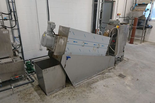 Décanteur pour déshydratation des boues - FlotLife - centrifuge / vertical