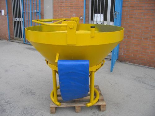 Godet malaxeur à béton - CSC SRL