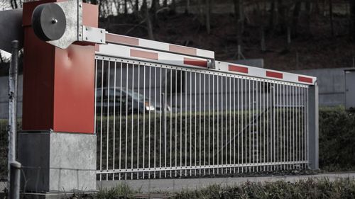 Barrière de sécurité - G2 - Gilgen Door Systems AG - levante / pour véhicules