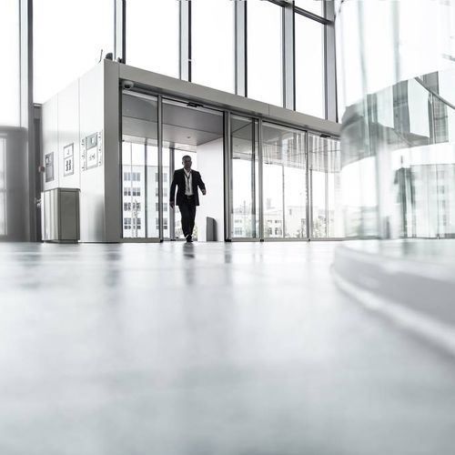 Porte coulissante - Standard - Gilgen Door Systems AG - pour l'intérieur / d'accès