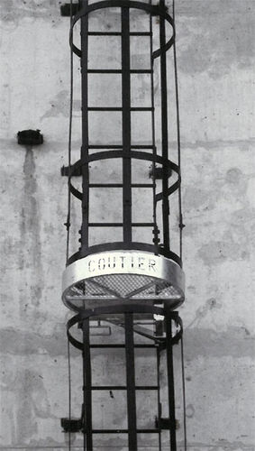 Palier d'échelle intermédiaire - C2I - Coutier Industrie - pivotant / à verrouillage automatique / pour échelle à crinoline