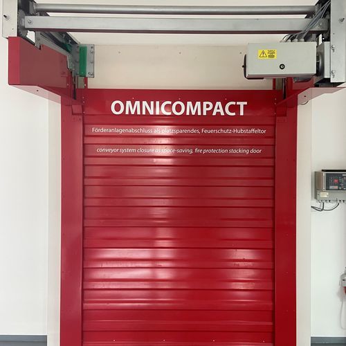 Porte à enroulement - Omnicompact - STOBICH FRANCE - en métal / de bande transporteuse / de grande dimension