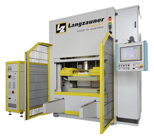 Presse servo-hydraulique - 130T - Langzauner - de formage RTM / pour matériaux composites / de laboratoire